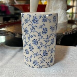 Mason's Crabtree and Evelyn London ceramic tumbler